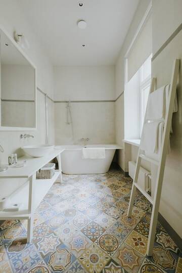 Фото номера Улучшенный двухместный номер Делюкс с 1 кроватью Отель Villa Santa г. Цесис 7