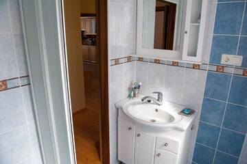 Фото номера Дом с 3 спальнями Дома для отпуска Center Orange house г. Цесис 14