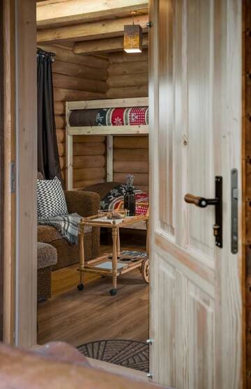 Фото номера Четырехместный номер с террасой Кемпинги Eco-friendly Camping Oskalns г. Цесис 8