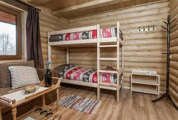 Фото номера Четырехместный номер с террасой Кемпинги Eco-friendly Camping Oskalns г. Цесис 9